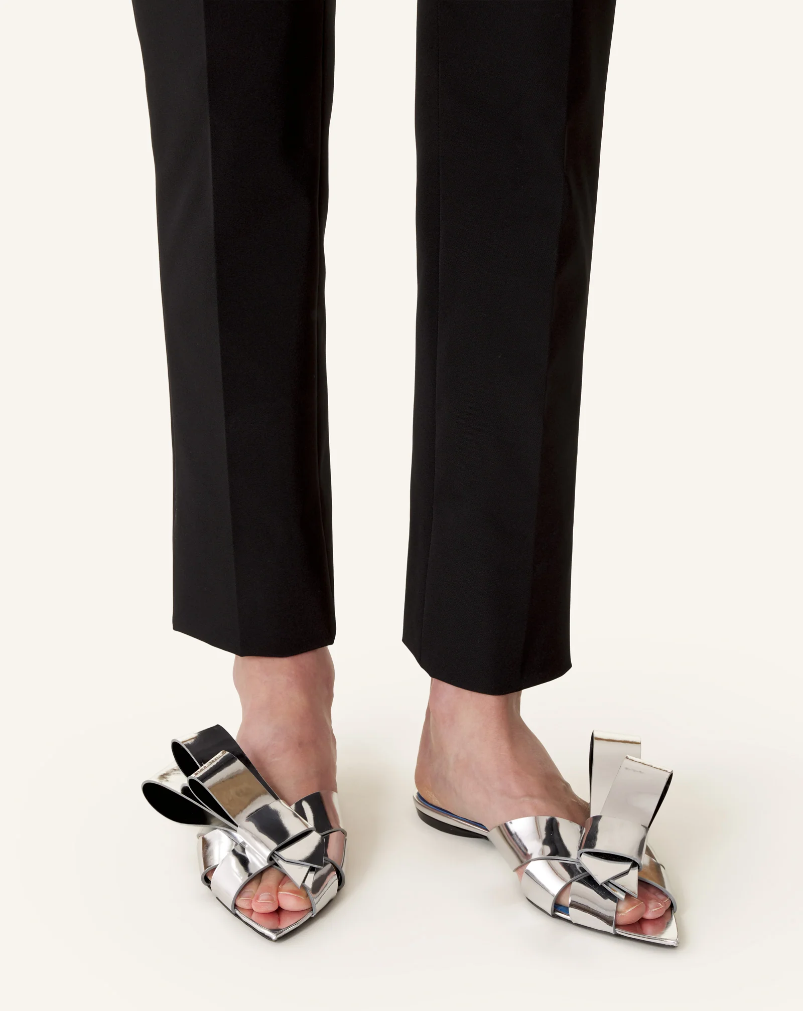 CADEAU FLAT MULE IN METALLIC LEATHER - Image 7