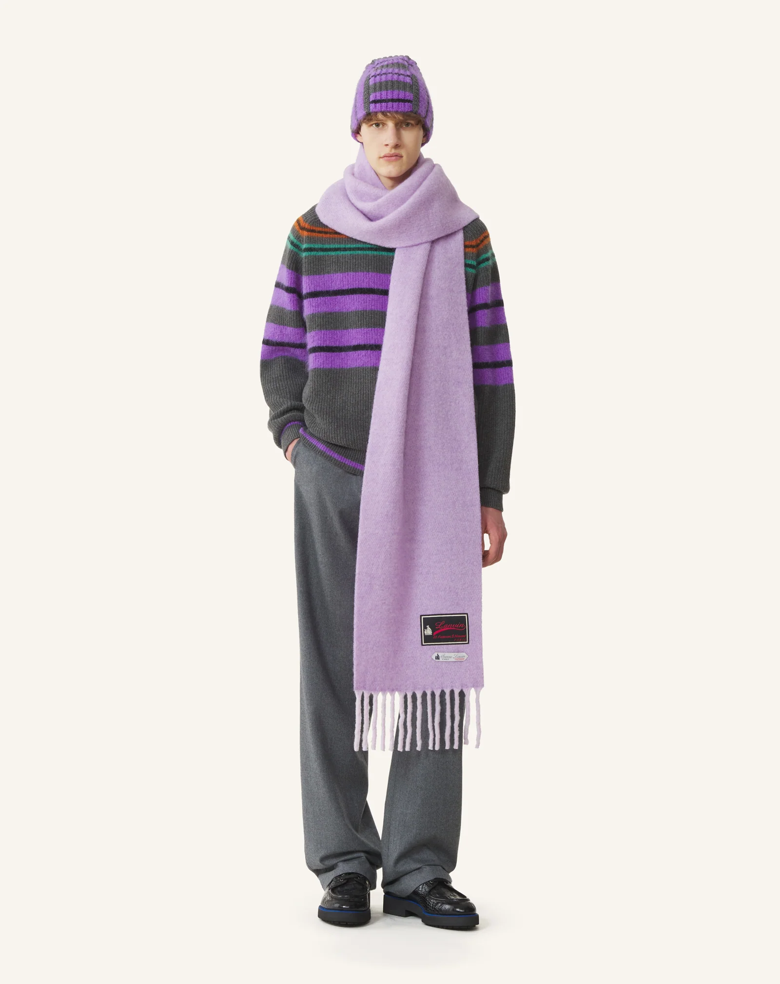 FRINGED WOOL SCARF WITH 22 FAUBOURG LABEL - Image 2