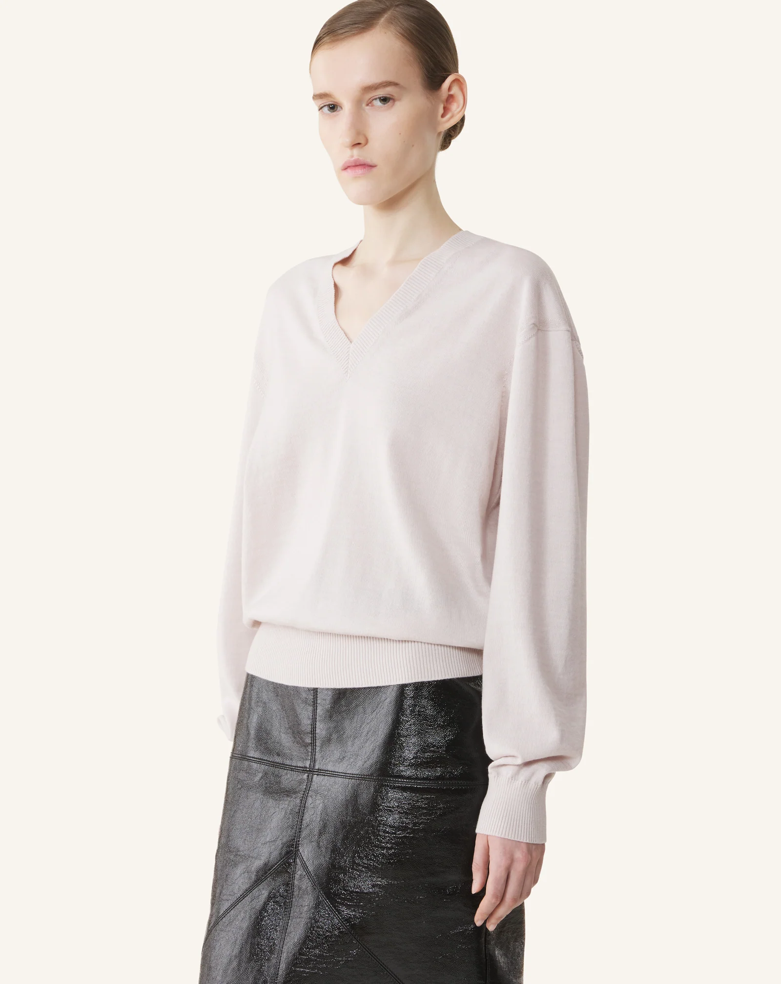 V-NECK MERINO SWEATER WITH GROSGRAIN DETAIL - Image 3